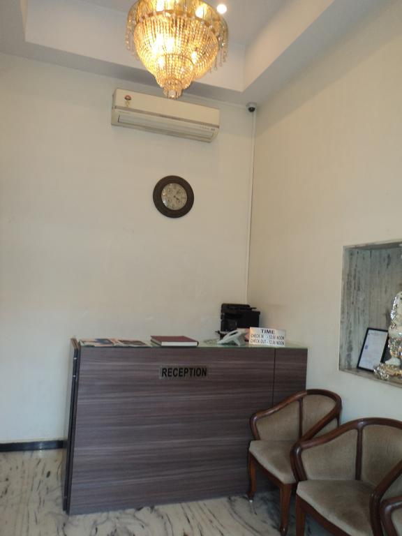 Hotel Q Deck Βομβάη Εξωτερικό φωτογραφία