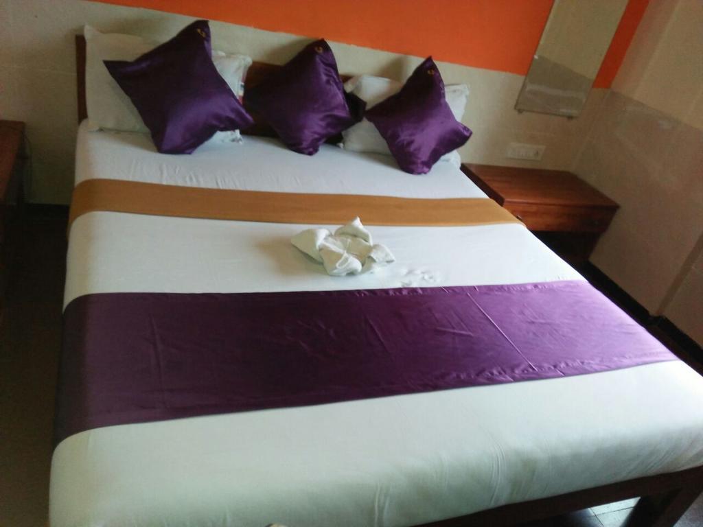 Hotel Q Deck Βομβάη Εξωτερικό φωτογραφία